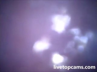 Novia se corre filmado desde dentro un vagina en livetopcams pt1