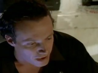 诱人的 confessions (1996) s3e14 午夜 表现