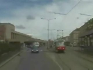 Блондинки тийн получавам прецака в публичен автобус