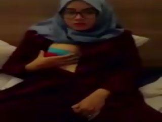 Hijab babae solo masturbesyon ko pamangking babae, x sa turing video 76